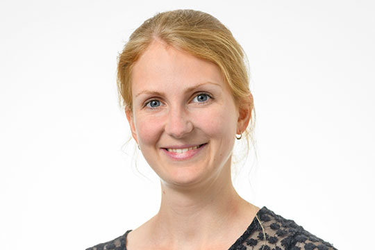 Dr. Katharina Bey
