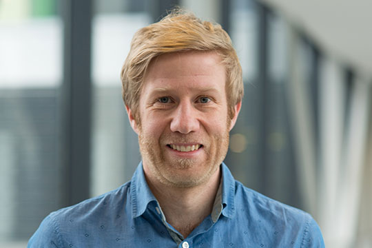 Prof. Christoph Wilhelm Prof. Christoph Wilhelm