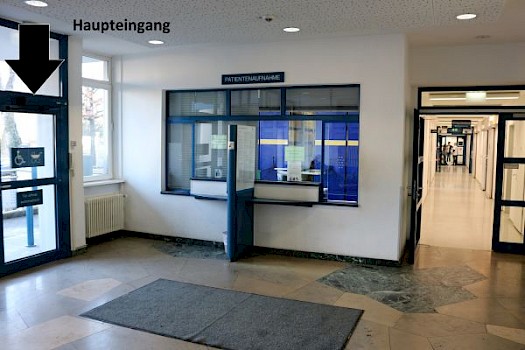 Eingang Zahnklinik