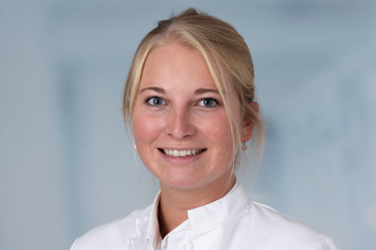 Portrait von Frau Raming Kristin