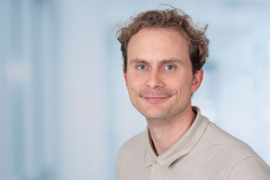 Dr. Kilian Knauth, M.Sc. Psych. Dr. Kilian Knauth, M.Sc. Psych.