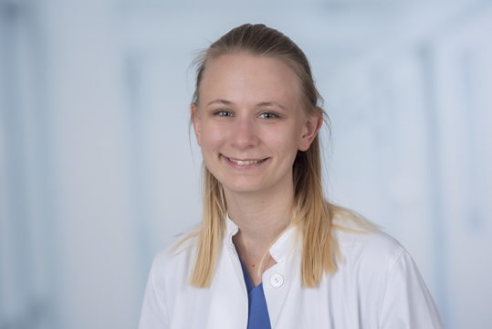 20251030 P Kunoff Larissa Rm 0770 Web 20251030 P Kunoff Larissa Rm 0770 Web