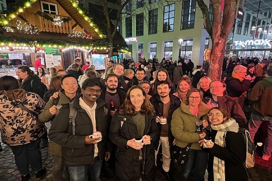 Invz Gruppenfoto Weihnachtsmarkt Grosse Geandert