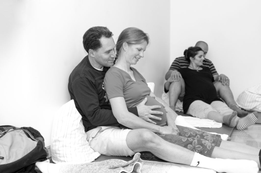 Elternschule Paar Bei Geburtsvorbereitungskurs