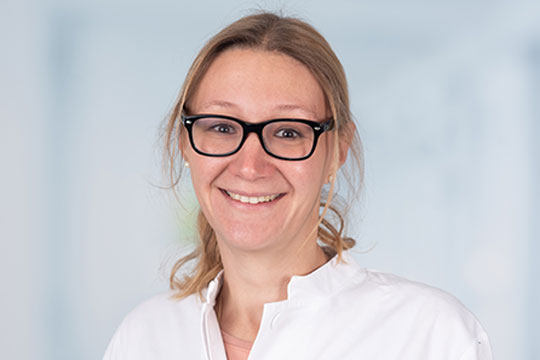Frau Dr. K. Wirths
