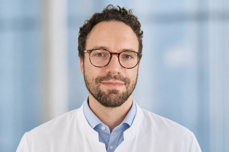 Prof. Dr. Juri-Alexander Witt Prof. Dr. Juri-Alexander Witt