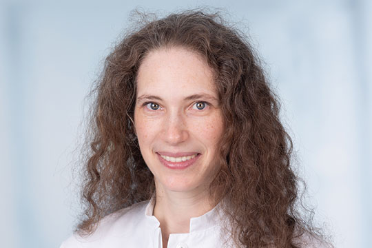 Dr. med. Agi Güresir Dr. med. Agi Güresir